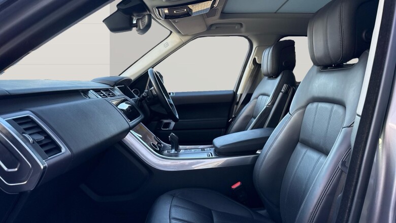 Land Rover Range Rover Sport 2.0 P400e HSE 5dr Auto Estate